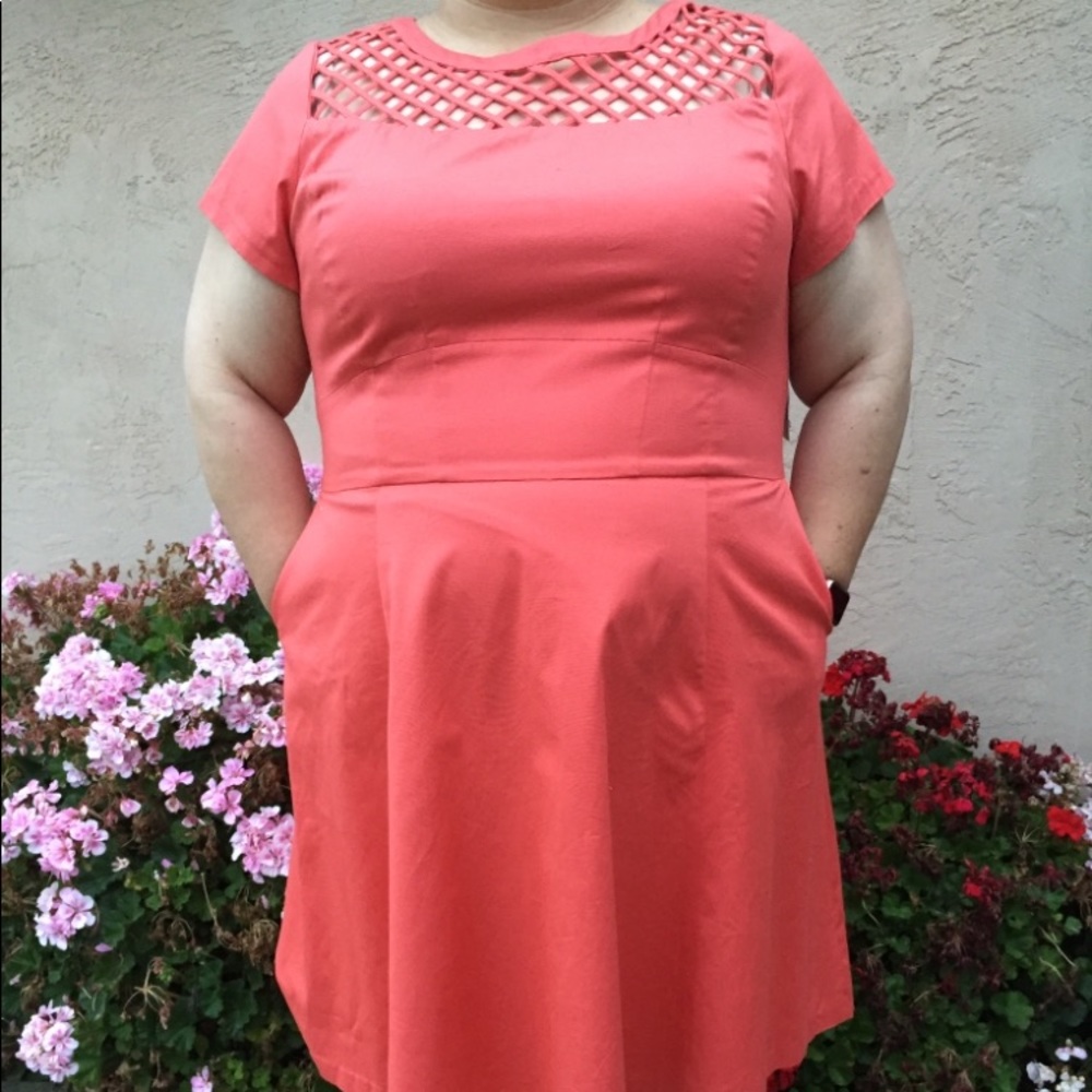 22W Sejour salmon colored dress with lattice neckline. Gently worn once.